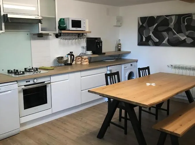 Appartement De Fontjalabert En Campagne Confort *