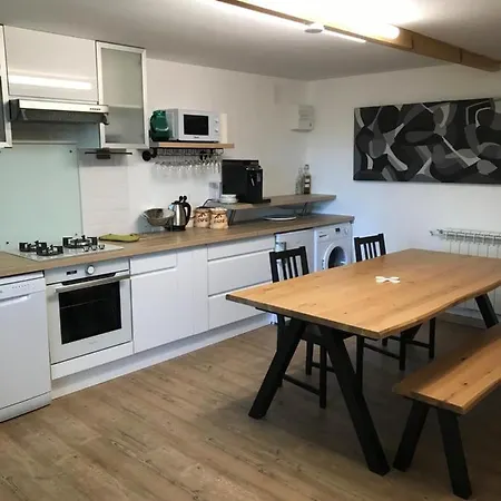 Appartement De Fontjalabert En Campagne Confort *